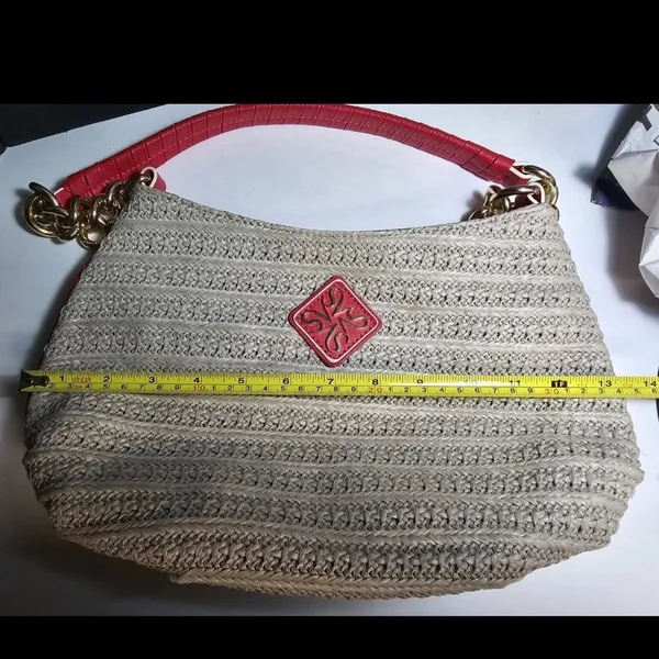 SIMPLY VERA Vera Wang Woven Hobo Bag Red Trim Gold Chain Classic everyday - Image 16