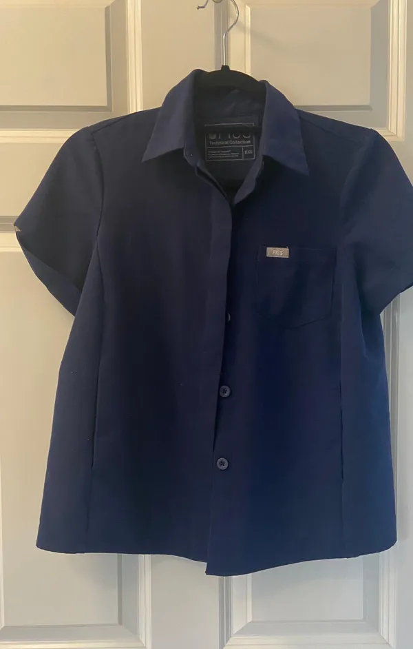 FIGS Navy Blue Scrub Set - Image 3