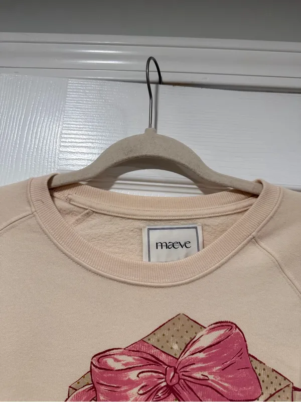 NWOT Maeve Anthropologie Size XL Dog Gift Bow Graphic Sweatshirt Beige Gold - Image 3