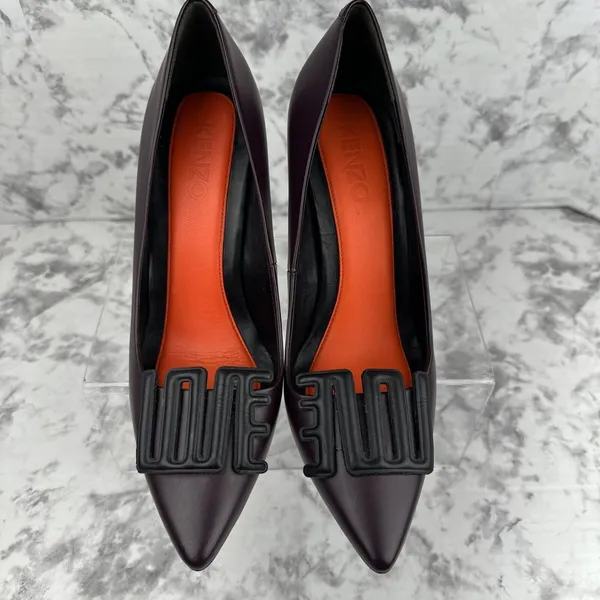 Kenzo Womens LOVE Pumps Heels Size 38 US 7.5 Burgundy Wine Black Statement Shoes - Image 2
