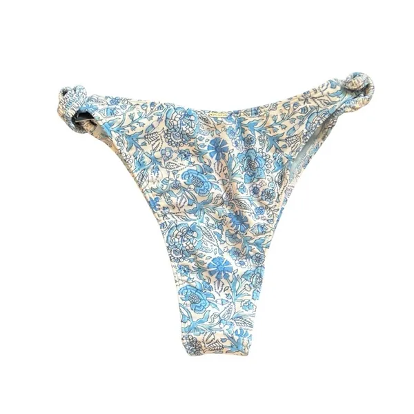 Hollister Triangle Cheeky Bikini Bottom Sz M Blue Floral Lined NWT - Image 4