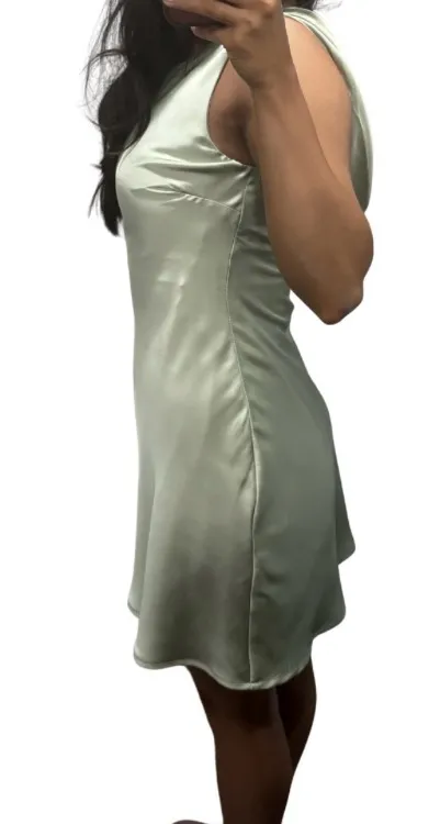 Satin green mini dress - Image 4