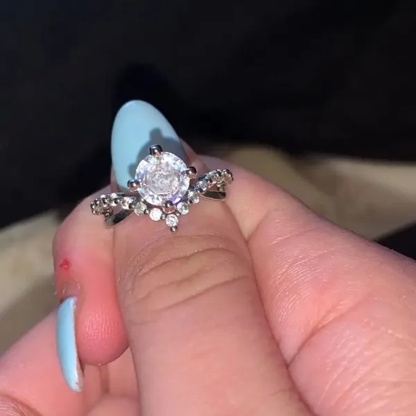 Shiny Round Cubic Zirconia in a V Setting size 6 - Image 9