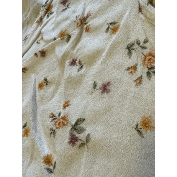 American Eagle Shirt Womens Medium White Short Sleeve V Neck Hook & Eye‎ Closure - Image 8