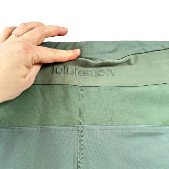 Lululemon 14 License‎ to Train High-Rise Tight Logo Waistband Grey Eucalyptus - Image 5