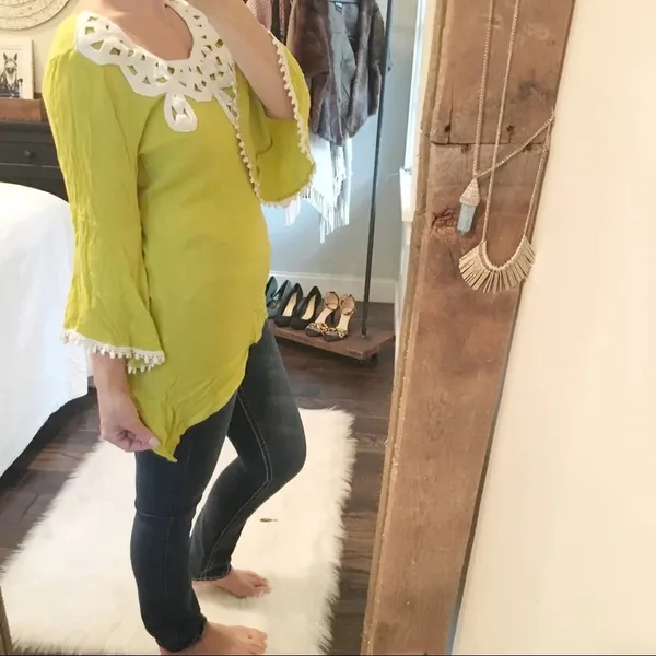 Entro large boho crochet bell sleeve blouse - Image 3