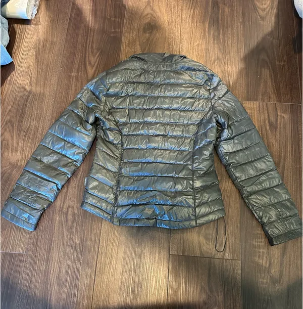 Calvin Klein Puffer Jacket - Image 2