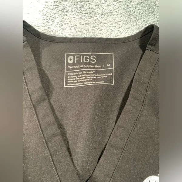 Figs black technical collection top medium - Image 3