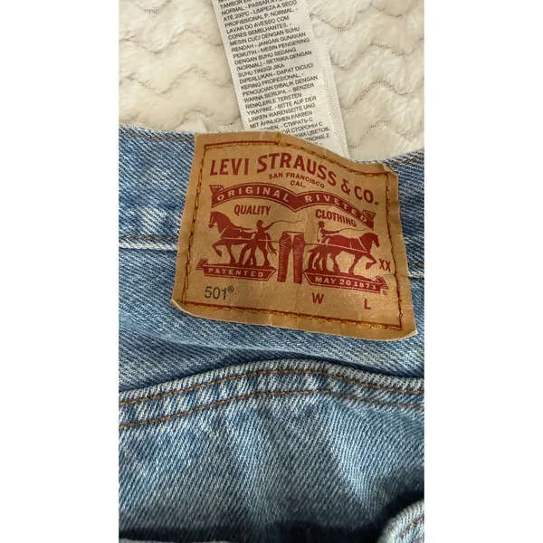 Levis 501 Original Fit Distressed Light Wash Jeans W25 L26 Button Fly 36200-0187 - Image 7