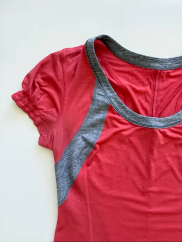 lululemon Running Swiftly Short Sleeved Tee size 4 - Image 2