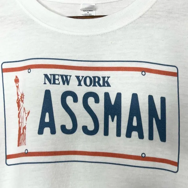 Seinfeld Assman License Plate T-Shirt Women’s Size Large White Graphic Tee - Image 2