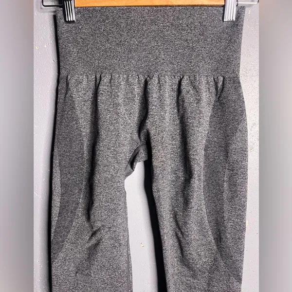 NVGTN Grey Contour Seamless Leggings in Charcoal. Size XS - Image 5