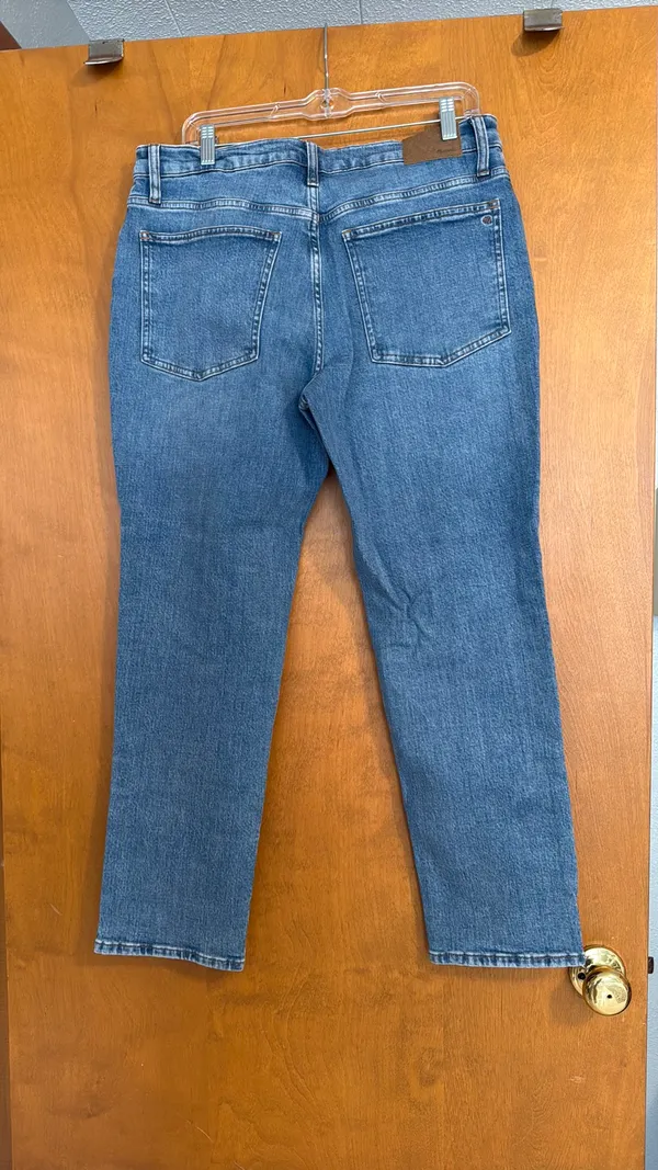 Madewell Mid-Rise Perfect Vintage Jeans 31 - Image 2