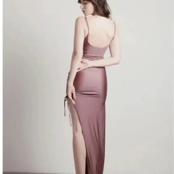 Tobi WHAT A NIGHT HIGH SLIT RUCHED BODYCON MAXI DRESS IN MAUVE Size L - Image 4