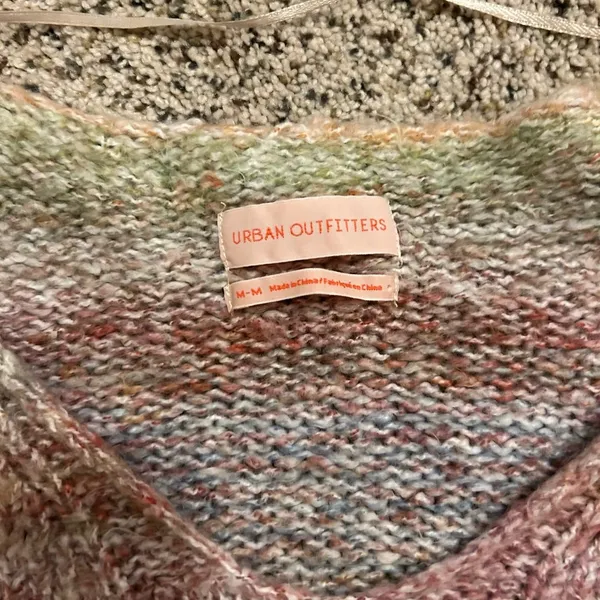 Urban Outfitters Cropped sweater - Image 2