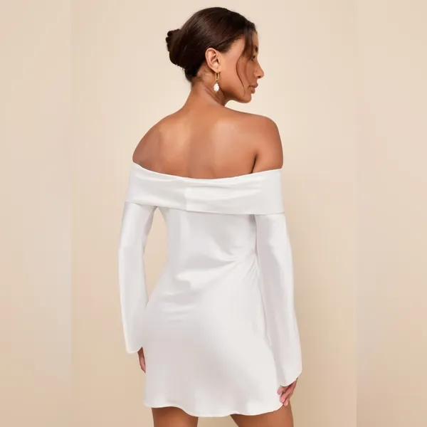 Lulus Luxurious Vision White Satin Off-the-Shoulder Mini Dress sz XS - Image 5