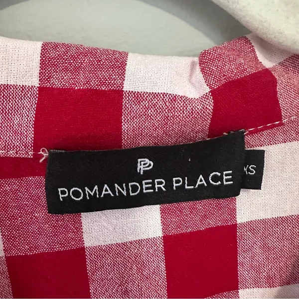 Tuckernuck Pomander Place Apple Red Gingham Scarlett Button Down Shirt NEW - Image 4