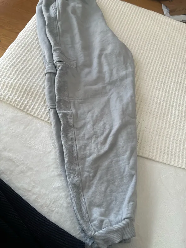 Gym shark sweats - Image 3