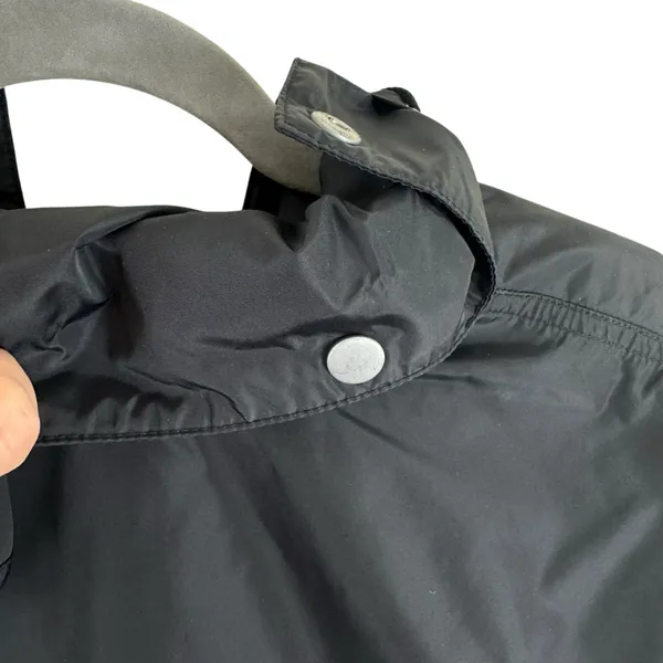 Nike Vintage Black Snap Up Hooded Packable Lined Windbreaker Women's Size XL‎ - Image 3