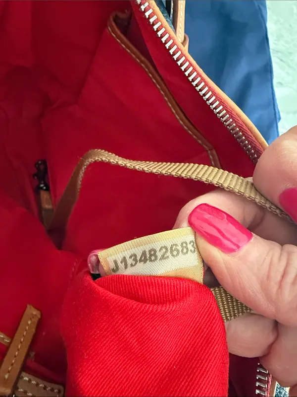 Dooney & Bourke Patterson Leather Paige Hobo Sac - Image 8