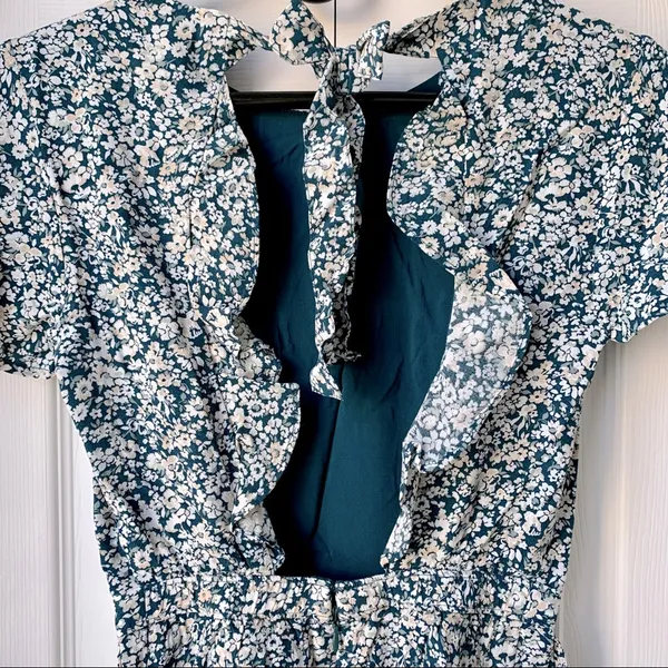 Abercrombie & Fitch Floral Print Open-Back Romper, Size XXS, NWT - Image 7