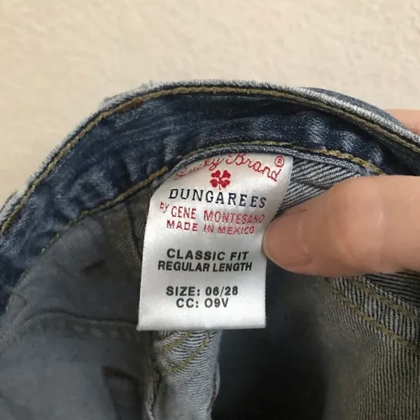 ‎Lucky Brand dungarees straight classic fit denim jeans 6/28 - Image 6
