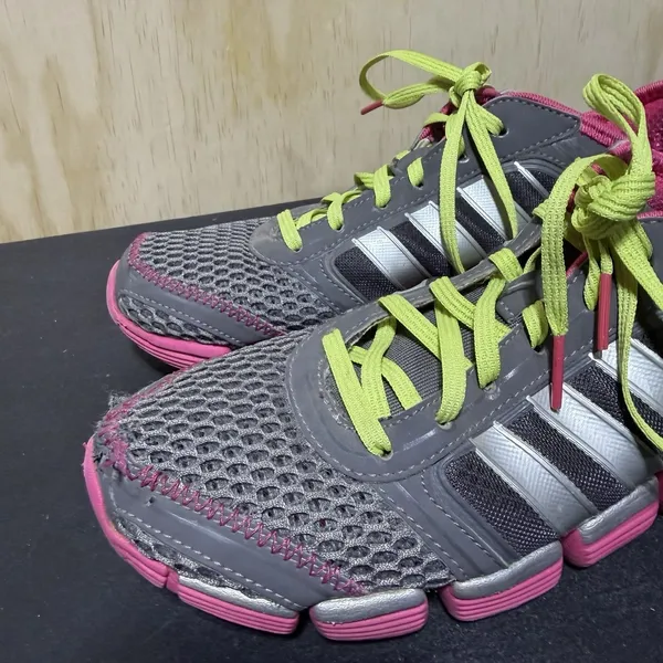 Adidas Climacool Oscillations running shoes in gray and‎ pink Size 8 - Image 2