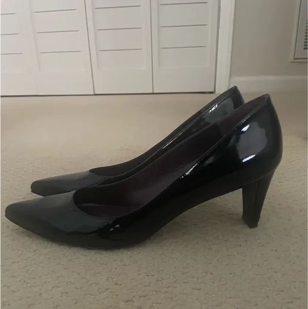 Stuart Weitzman Black Patent Heels - Image 2