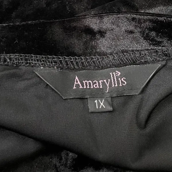 Amaryllis Plus Size 1X Dark Black Velvet Tee Top Shirt Quiet Luxury Edgy Gothic - Image 4