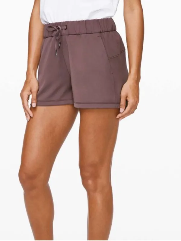 Lululemon On The Fly Short *Woven *2.5" Cherry Cola Size 2 - Image 2