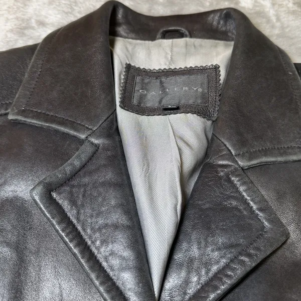 Gallery Womens Size Large Black Genuine Leather Jacket Button Front Blazer - Image 6
