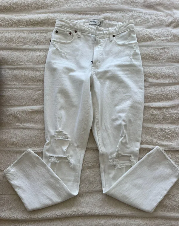 white abercrombie jeans - Image 3