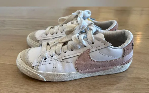 Nike Women's Blazer Low 77 Jumbo pink white size 8.5 - Image 8