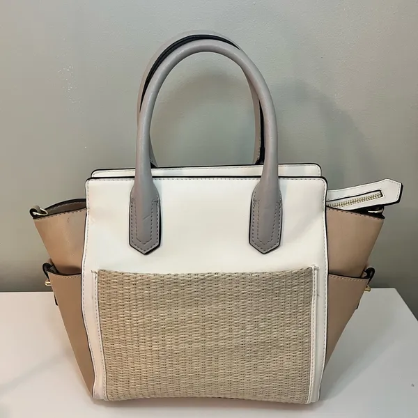 Elegant Two - Image 12