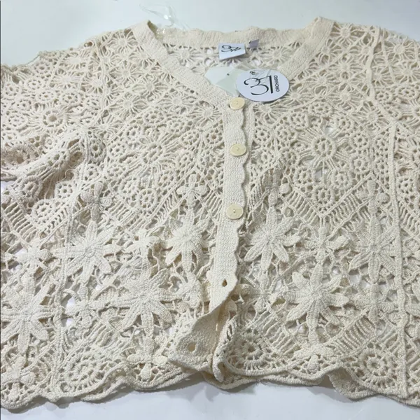 Cream Lace Crochet Blouse Size M - Image 12