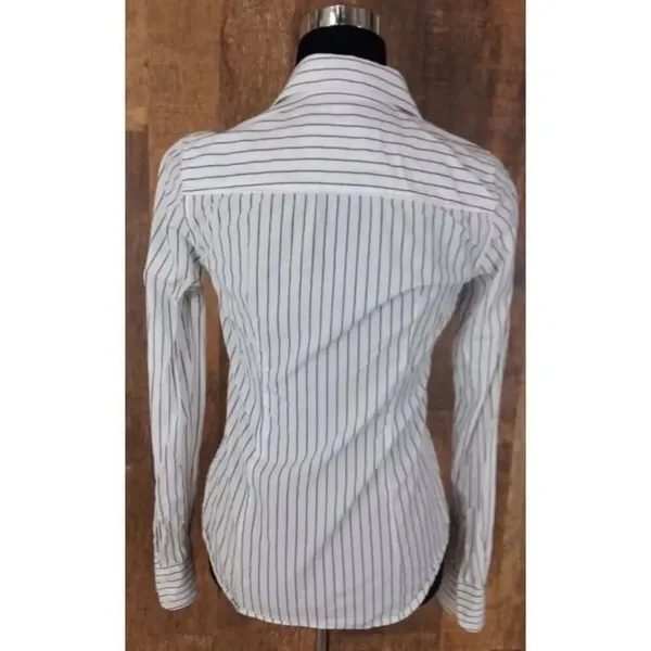 ✨American Eagle Button Up Ruffle Shirt✨ - Image 2