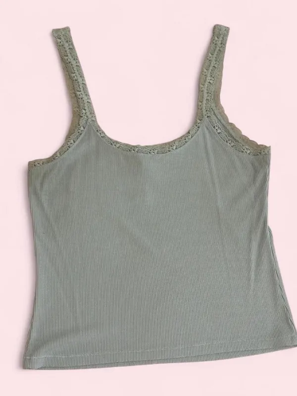 Skims Lace Trim Cami Size Large - Image 2