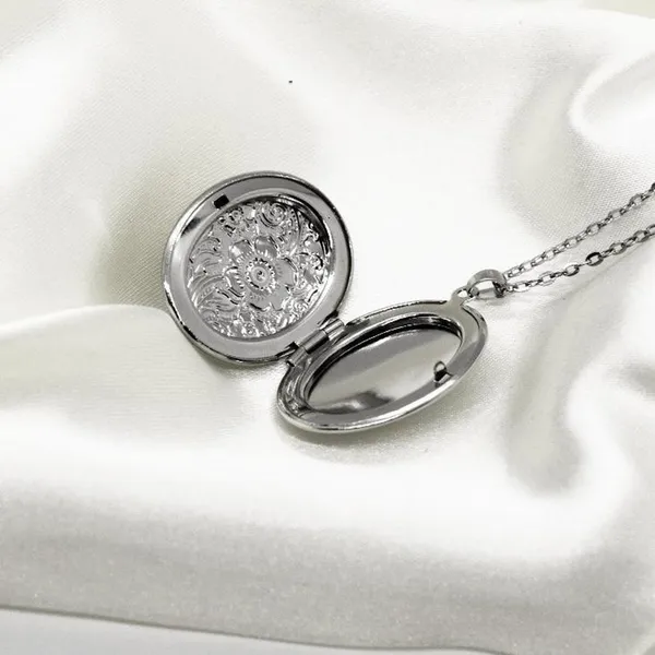 Floral Design Oval Locket Necklace Silver - Image 3