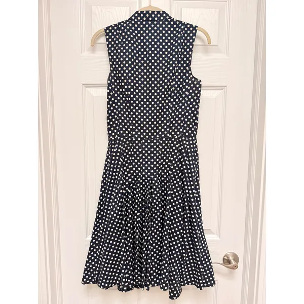 Akris Bergdorf Goodman Navy White Polka Dot Mock Neck Pleated Cotton Dress US 6 - Image 2
