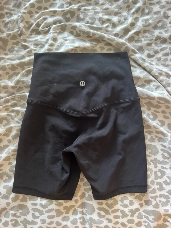 Lululemon Align Shorts 6" - Image 2