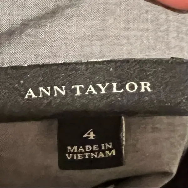 NEW 𝅺Ann Taylor A-Line skirt gray size 4 - Image 10