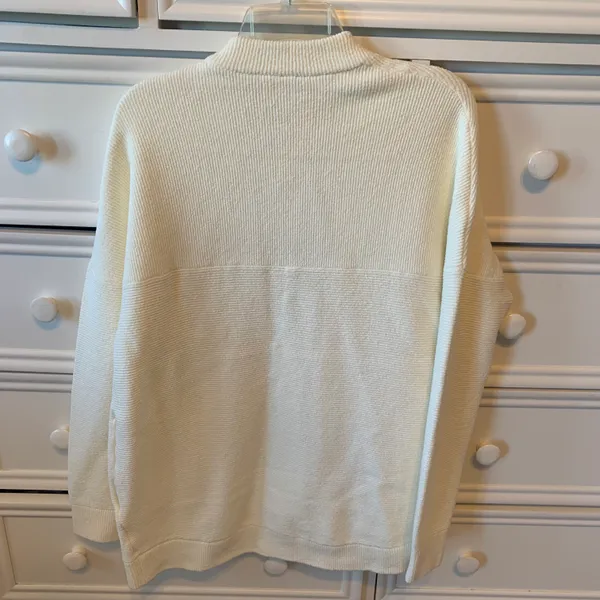 NWT Cardigan Size XS - Image 3