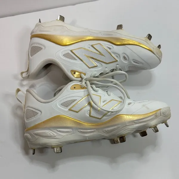 New Balance VELOv4 Women's White and Gold Athletic Sneakers Softball - Image 6