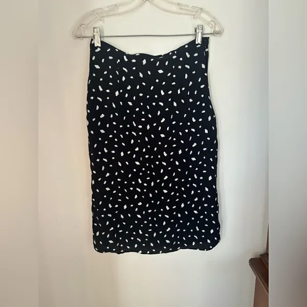 Abercrombie & Fitch Black White Spot Print Skirt Size Medium - Image 7