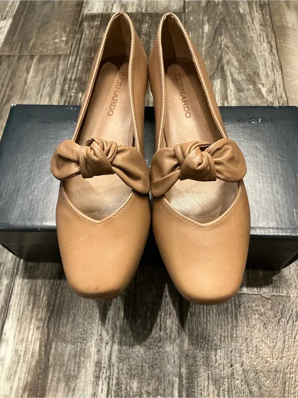 Bernardo Tan Knot-Detail Ballet Flat Size 7 - Image 8
