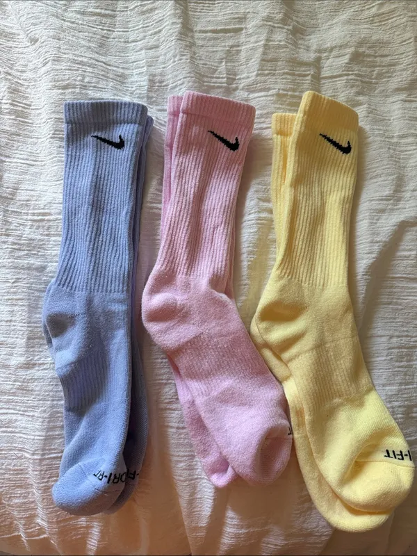 Nike Pastel Crew Socks in Blue, Pink & Yellow - Image 2