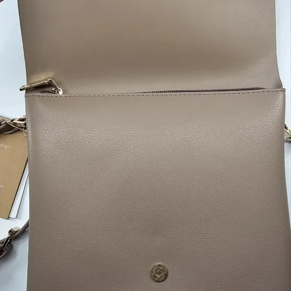 Crossbody Tan - Image 9