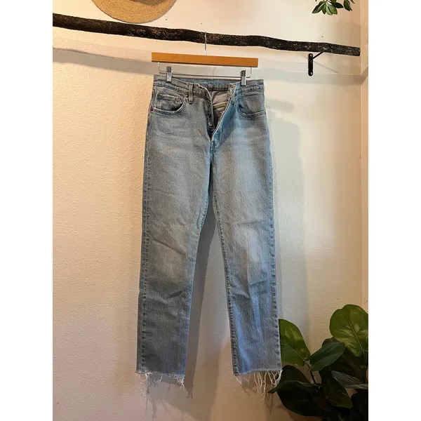 501s Levi's Light Wash Raw Hem High Rise Straight Leg Jeans Size 28 Inseam 32 - Image 12