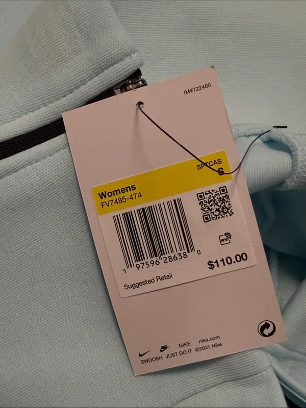 Nike High-Waisted Pleated Shorts in Light Blue - Image 7
