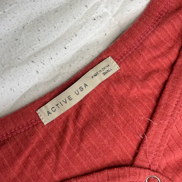 Active USA 3 for $12 Red Cropped Button Down Style Short Sleeve Loungewear Top Size Small - Image 3